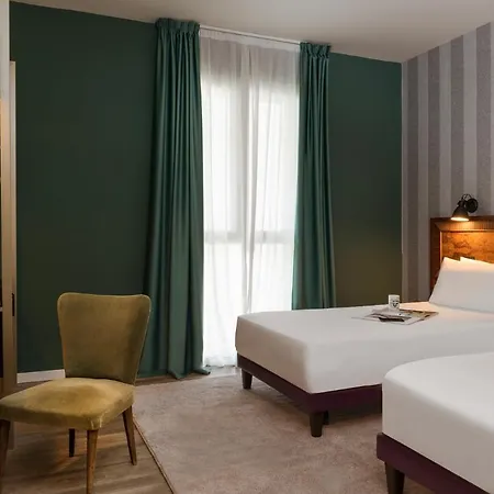 Ξενοδοχείο Up