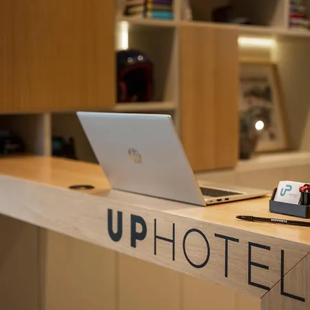 Hotell Up